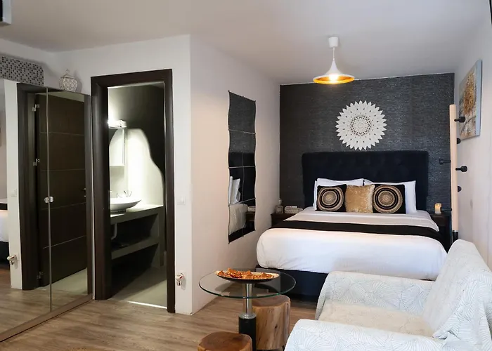 Double M Adults Only Apart Otel