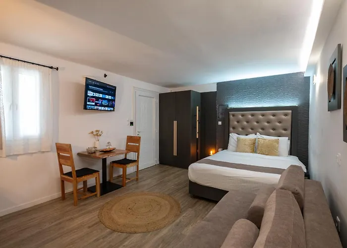 Double M Adults Only Aparthotel